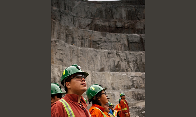 Underground Miner students participating in a familiarization trip at Ekati Mine, owned by Dominion Diamond Corporation.