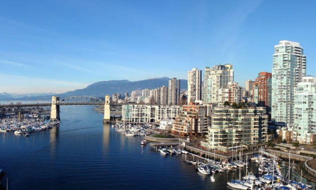 Scenic cityscape view of highrises.