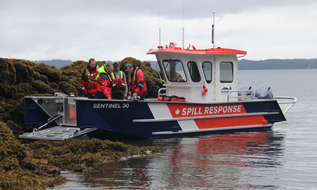 A new 26-foot workboat and landing craft