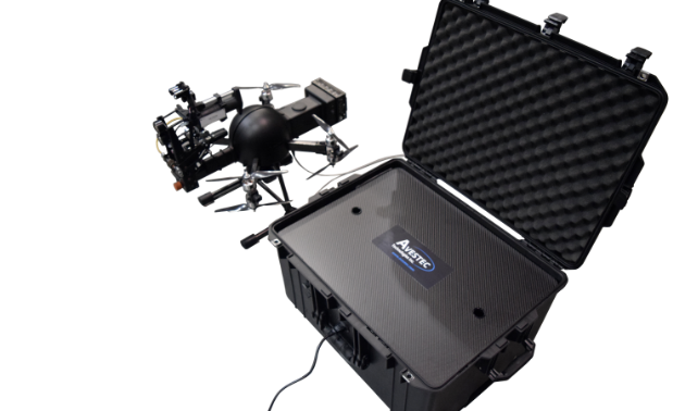 SKYRON UCS-53 remotely performs visual and ultrasonic testing inspection through a proprietary graphical interface software.